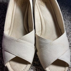 Open toe Wedges